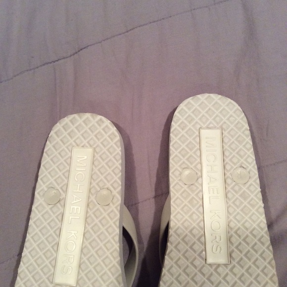 Brand New Michael Kors Sandals - Picture 4 of 4
